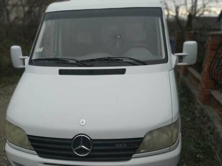 Белый Мерседес Sprinter, объемом двигателя 0 л и пробегом 350 тыс. км за 7000 $, фото 1 на Automoto.ua
