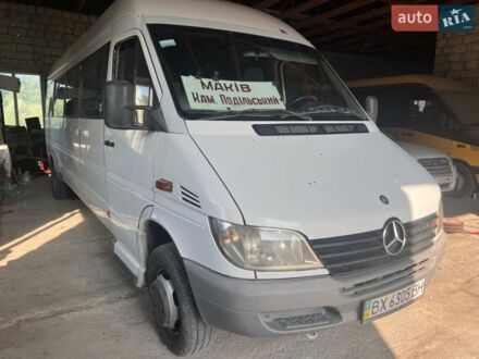 Белый Мерседес Sprinter, объемом двигателя 2.69 л и пробегом 800 тыс. км за 29116 $, фото 1 на Automoto.ua
