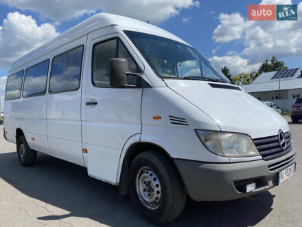 Мерседес Sprinter 2003 в Белой Церкве на Automoto.ua Белый Мерседес Sprinter, объемом двигателя 2.15 л и пробегом 900 тыс. км за 8500 $, фото 1 на Automoto.ua