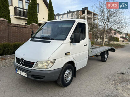 Белый Мерседес Sprinter, объемом двигателя 2.15 л и пробегом 500 тыс. км за 9500 $, фото 1 на Automoto.ua