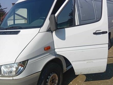 Білий Мерседес Sprinter, об'ємом двигуна 2.2 л та пробігом 30 тис. км за 4650 $, фото 1 на Automoto.ua