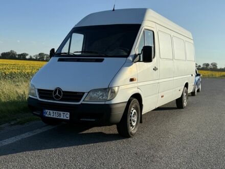 Білий Мерседес Sprinter, об'ємом двигуна 2.2 л та пробігом 680 тис. км за 8515 $, фото 1 на Automoto.ua
