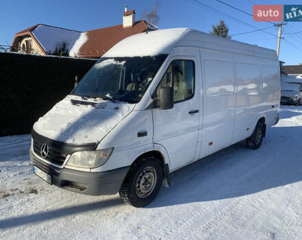 Белый Мерседес Sprinter, объемом двигателя 2.15 л и пробегом 189 тыс. км за 6750 $, фото 1 на Automoto.ua