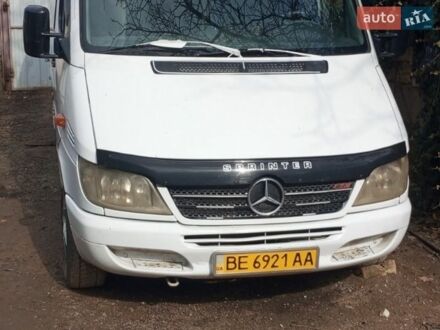 Белый Мерседес Sprinter, объемом двигателя 2.5 л и пробегом 850 тыс. км за 7200 $, фото 1 на Automoto.ua