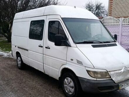 Белый Мерседес Sprinter, объемом двигателя 2.1 л и пробегом 365 тыс. км за 5000 $, фото 1 на Automoto.ua