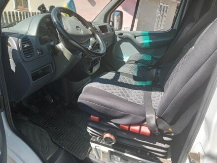 Мерседес Sprinter 2003 в Ивано-Франковске на Automoto.ua Белый Мерседес Sprinter, объемом двигателя 2.7 л и пробегом 400 тыс. км за 8489 $, фото 1 на Automoto.ua