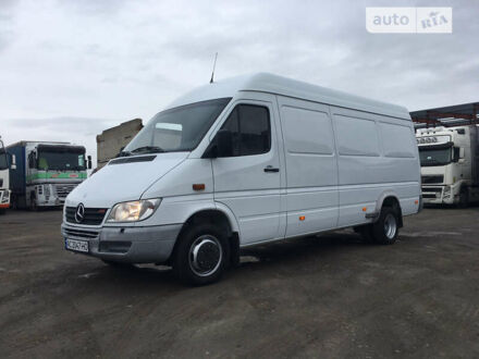 Белый Мерседес Sprinter, объемом двигателя 0 л и пробегом 227 тыс. км за 19800 $, фото 1 на Automoto.ua