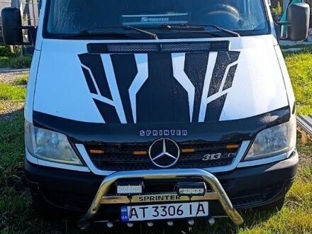 Білий Мерседес Sprinter, об'ємом двигуна 2.2 л та пробігом 250 тис. км за 8000 $, фото 1 на Automoto.ua