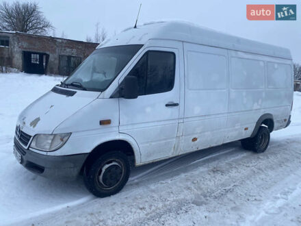 Белый Мерседес Sprinter, объемом двигателя 2.7 л и пробегом 540 тыс. км за 10200 $, фото 1 на Automoto.ua