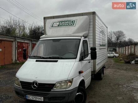 Белый Мерседес Sprinter, объемом двигателя 2.7 л и пробегом 407 тыс. км за 16000 $, фото 1 на Automoto.ua