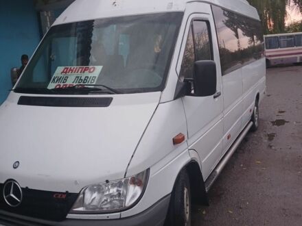 Білий Мерседес Sprinter, об'ємом двигуна 2.7 л та пробігом 940 тис. км за 8063 $, фото 1 на Automoto.ua