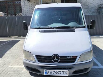 Мерседес Sprinter 2003 у Дніпро (Дніпропетровську) на Automoto.ua Білий Мерседес Sprinter, об'ємом двигуна 2.15 л та пробігом 360 тис. км за 6700 $, фото 1 на Automoto.ua