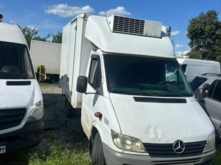 Білий Мерседес Sprinter, об'ємом двигуна 2.15 л та пробігом 430 тис. км за 7000 $, фото 1 на Automoto.ua
