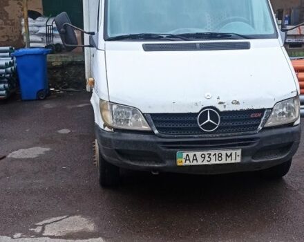 Белый Мерседес Sprinter, объемом двигателя 0 л и пробегом 500 тыс. км за 9900 $, фото 1 на Automoto.ua