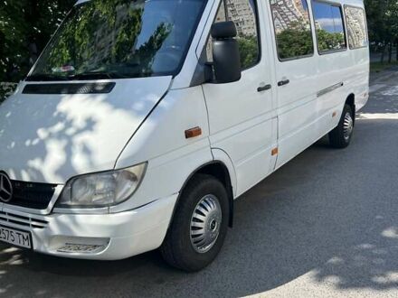 Белый Мерседес Sprinter, объемом двигателя 0 л и пробегом 35 тыс. км за 6800 $, фото 1 на Automoto.ua