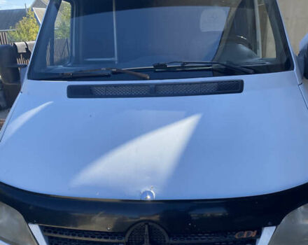 Белый Мерседес Sprinter, объемом двигателя 2.2 л и пробегом 490 тыс. км за 10700 $, фото 1 на Automoto.ua