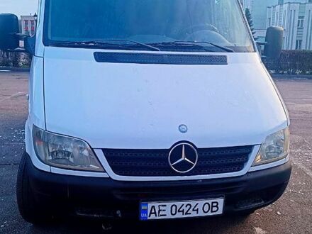 Белый Мерседес Sprinter, объемом двигателя 2.1 л и пробегом 650 тыс. км за 7700 $, фото 1 на Automoto.ua