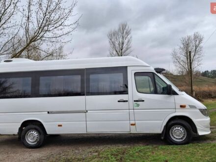 Білий Мерседес Sprinter, об'ємом двигуна 2.7 л та пробігом 603 тис. км за 14700 $, фото 1 на Automoto.ua