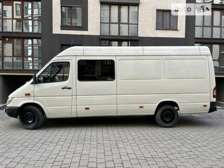 Белый Мерседес Sprinter, объемом двигателя 0 л и пробегом 616 тыс. км за 10499 $, фото 1 на Automoto.ua