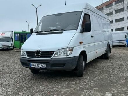 Белый Мерседес Sprinter, объемом двигателя 2.15 л и пробегом 926 тыс. км за 11200 $, фото 1 на Automoto.ua