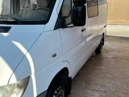 Мерседес Sprinter 2004 в Черкассах на Automoto.ua Белый Мерседес Sprinter, объемом двигателя 2.15 л и пробегом 410 тыс. км за 8200 $, фото 1 на Automoto.ua