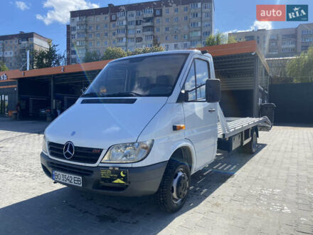 Мерседес Sprinter 2004 в Тернополе на Automoto.ua Белый Мерседес Sprinter, объемом двигателя 2.15 л и пробегом 215 тыс. км за 14650 $, фото 1 на Automoto.ua