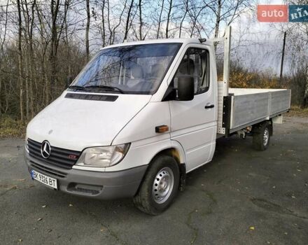 Белый Мерседес Sprinter, объемом двигателя 2.3 л и пробегом 274 тыс. км за 14500 $, фото 1 на Automoto.ua