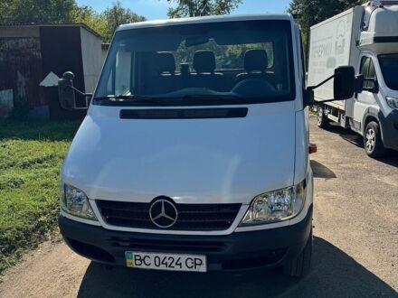 Белый Мерседес Sprinter, объемом двигателя 2.69 л и пробегом 632 тыс. км за 15500 $, фото 1 на Automoto.ua