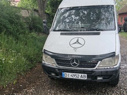 Белый Мерседес Sprinter, объемом двигателя 2.15 л и пробегом 156 тыс. км за 3800 $, фото 1 на Automoto.ua