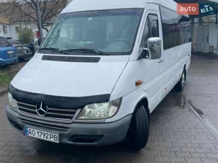 Белый Мерседес Sprinter, объемом двигателя 2.15 л и пробегом 800 тыс. км за 7500 $, фото 1 на Automoto.ua