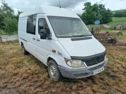 Белый Мерседес Sprinter, объемом двигателя 2.1 л и пробегом 340 тыс. км за 4503 $, фото 1 на Automoto.ua