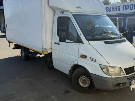Білий Мерседес Sprinter, об'ємом двигуна 2.7 л та пробігом 727 тис. км за 10500 $, фото 1 на Automoto.ua