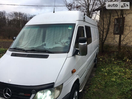 Белый Мерседес Sprinter, объемом двигателя 2.7 л и пробегом 280 тыс. км за 12000 $, фото 1 на Automoto.ua