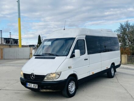 Мерседес Sprinter 2004 в Синельниковом на Automoto.ua Белый Мерседес Sprinter, объемом двигателя 2.2 л и пробегом 2 тыс. км за 2950 $, фото 1 на Automoto.ua