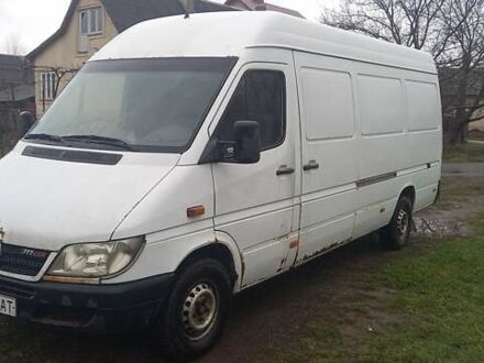 Білий Мерседес Sprinter, об'ємом двигуна 2.15 л та пробігом 282 тис. км за 5000 $, фото 1 на Automoto.ua