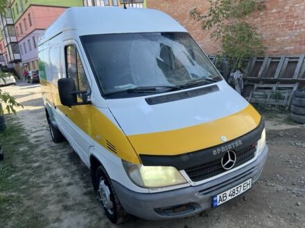 Білий Мерседес Sprinter, об'ємом двигуна 2.1 л та пробігом 500 тис. км за 4795 $, фото 1 на Automoto.ua