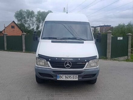 Белый Мерседес Sprinter, объемом двигателя 2.1 л и пробегом 200 тыс. км за 9000 $, фото 1 на Automoto.ua