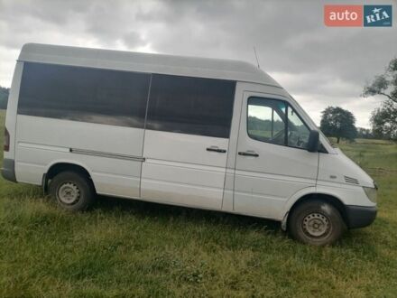 Белый Мерседес Sprinter, объемом двигателя 2.1 л и пробегом 670 тыс. км за 8200 $, фото 1 на Automoto.ua