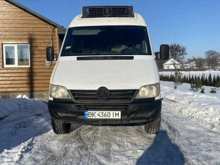 Білий Мерседес Sprinter, об'ємом двигуна 2.15 л та пробігом 500 тис. км за 5100 $, фото 1 на Automoto.ua