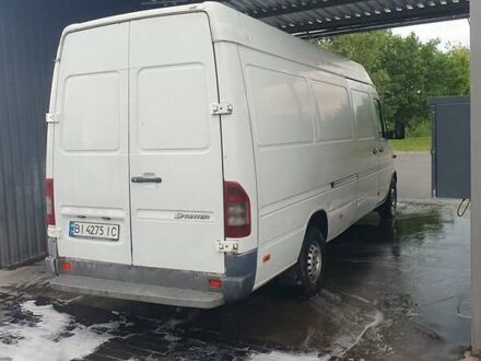 Мерседес Sprinter 2004 у Кременчуге на Automoto.ua Білий Мерседес Sprinter, об'ємом двигуна 2.15 л та пробігом 42 тис. км за 12000 $, фото 1 на Automoto.ua