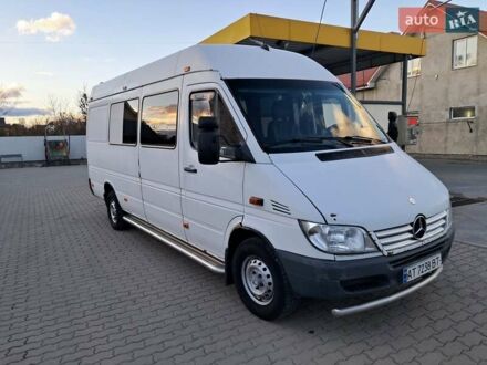 Мерседес Sprinter 2004 в Коломые на Automoto.ua Белый Мерседес Sprinter, объемом двигателя 2.69 л и пробегом 550 тыс. км за 6700 $, фото 1 на Automoto.ua