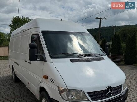 Белый Мерседес Sprinter, объемом двигателя 2.15 л и пробегом 636 тыс. км за 7800 $, фото 1 на Automoto.ua