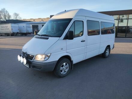 Белый Мерседес Sprinter, объемом двигателя 0.27 л и пробегом 360 тыс. км за 11900 $, фото 1 на Automoto.ua