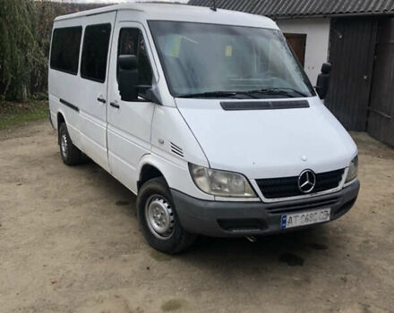 Белый Мерседес Sprinter, объемом двигателя 2.2 л и пробегом 587 тыс. км за 6200 $, фото 1 на Automoto.ua