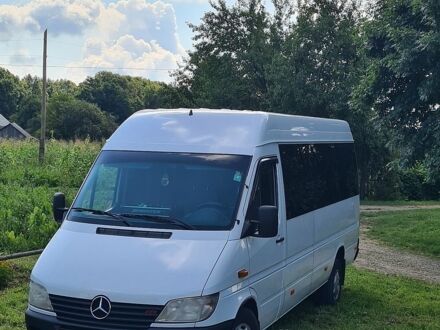 Білий Мерседес Sprinter, об'ємом двигуна 2.2 л та пробігом 500 тис. км за 10000 $, фото 1 на Automoto.ua
