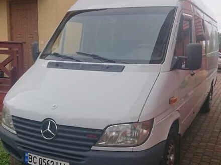Білий Мерседес Sprinter, об'ємом двигуна 2.7 л та пробігом 771 тис. км за 10800 $, фото 1 на Automoto.ua