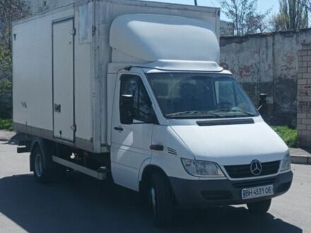 Белый Мерседес Sprinter, объемом двигателя 2.69 л и пробегом 500 тыс. км за 15500 $, фото 1 на Automoto.ua