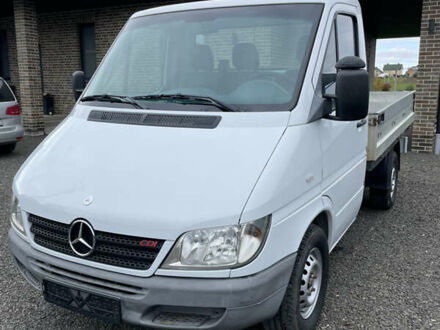 Белый Мерседес Sprinter, объемом двигателя 0 л и пробегом 344 тыс. км за 11500 $, фото 1 на Automoto.ua