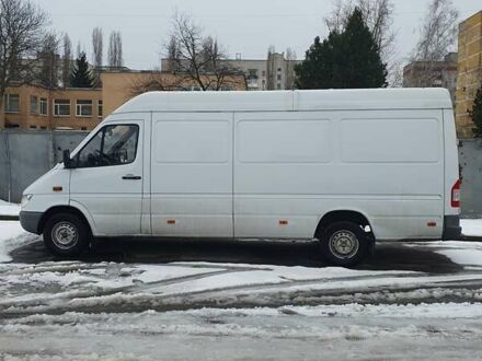 Белый Мерседес Sprinter, объемом двигателя 2.1 л и пробегом 450 тыс. км за 8900 $, фото 1 на Automoto.ua