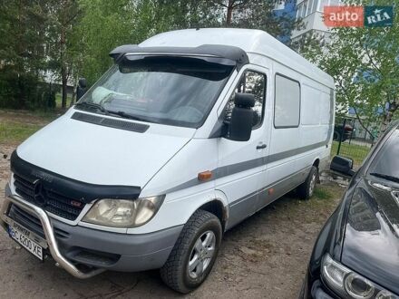 Белый Мерседес Sprinter, объемом двигателя 2.15 л и пробегом 780 тыс. км за 7500 $, фото 1 на Automoto.ua